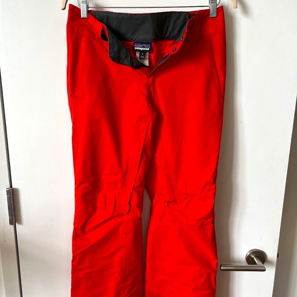 Women's Patagonia Gore-Tex Waterproof Ski Pants | Size: S | Color: Red Berry